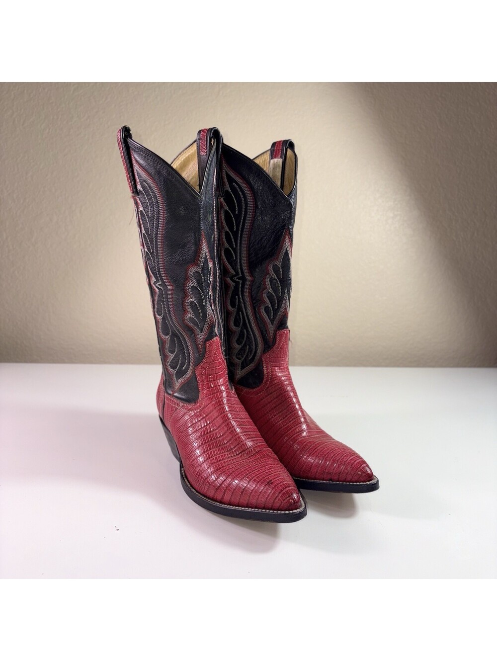 Silver Town El Paso Red Teju Lizard Cowboy Boots Women’s Size 4.5 Vintage